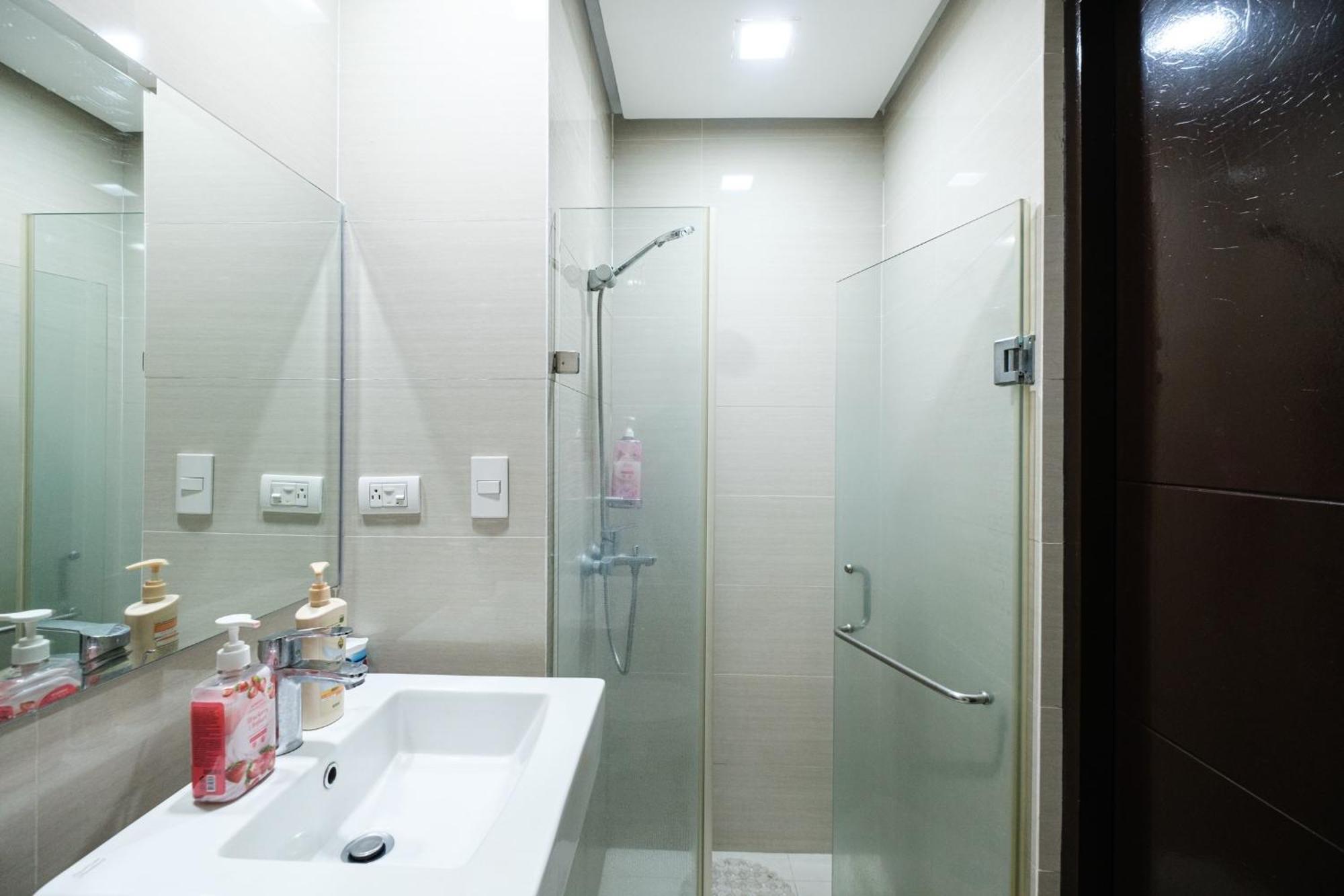Family Staycation, Greenbelt Hamilton, Isabel'S Makati Rooms Makati City Exteriör bild